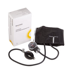 McKesson LUMEON™ Aneroid Sphygmomanometer, Adult Medium, Black